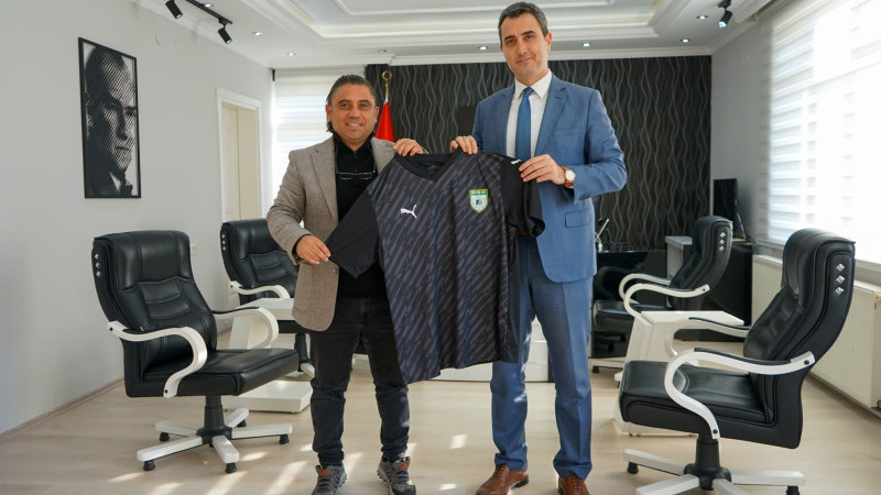 Didim SK, Kaymakam Kuruca'yı ziyaret etti