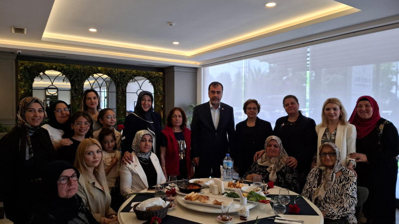 AK Parti Aydın'ın Anneler Günü buluşması