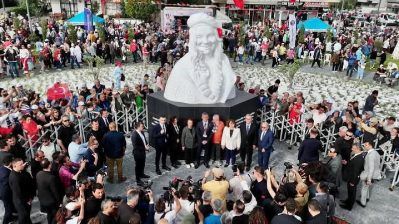 Didim Belediyesi yaptı CHP Genel Başkanı Özgür Özel açtı