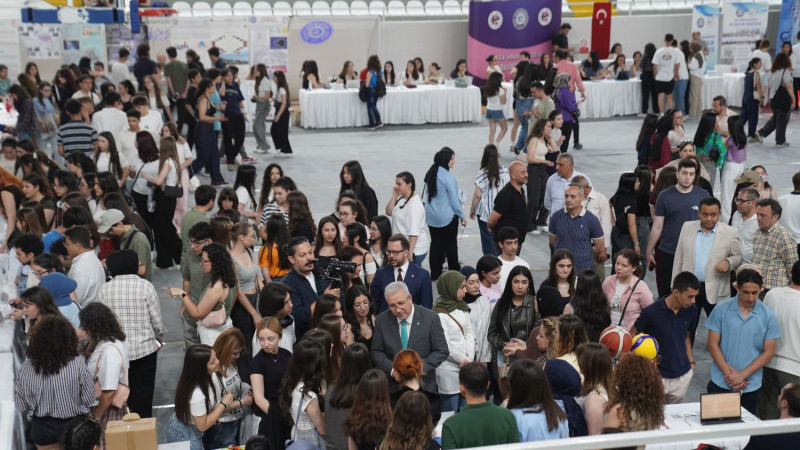 EÜ, 70. Yılında 70 ilden 20 bin üniversite adayını ağırladı