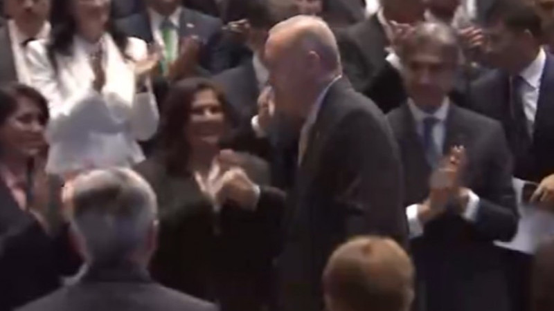 Çerçioğlu artık AK Partili ve Erdoğan'ı alkışlıyor