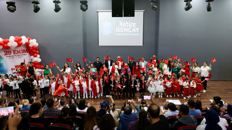 CUMHURİYET BAYRAMI’NI COŞKUYLA KUTLADILAR