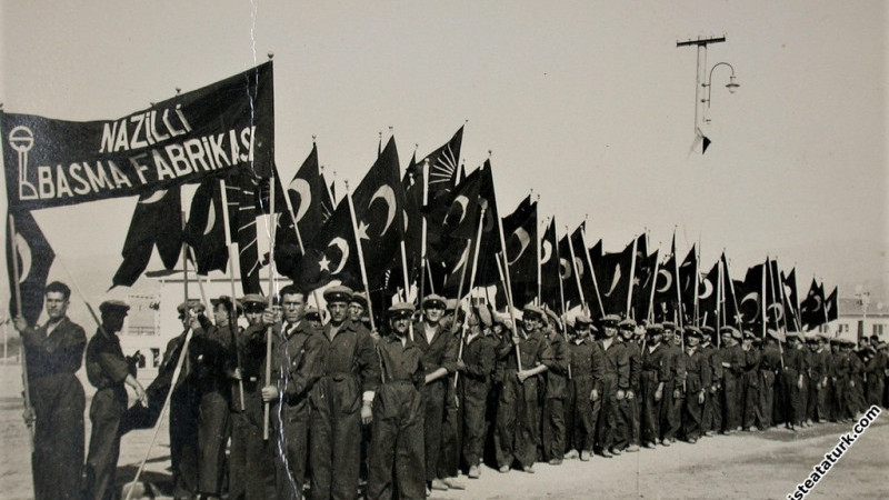 Kapatılan Nazilli Sümerbank Basma Fabrikası’nın açılış yıldönümünü kutladılar