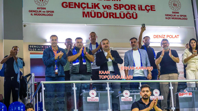 Deniz Polat ve ekibi Didim'e voleybolu sevdirdi