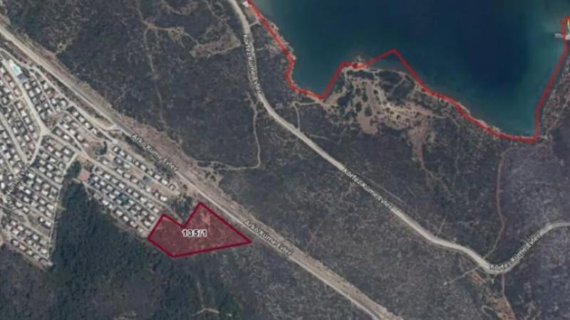 Belediye bütçesinden daha değerli araziyi satışa çıkardı