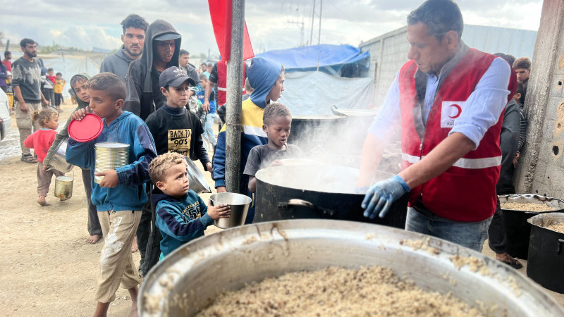 TÜRK KIZILAY’IN İYİLİK GEMİSİ YARDIMLARI GAZZE’DE