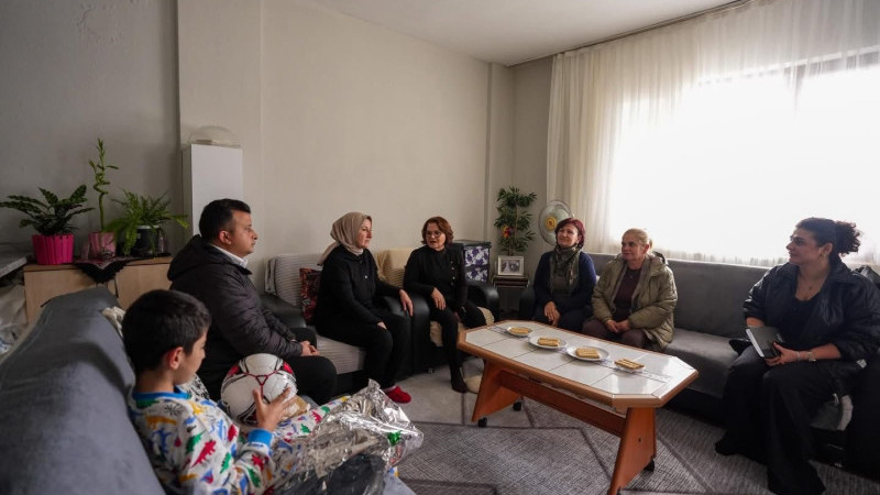 GENÇAY: BİRLİKTE GÜÇLÜYÜZ, DAYANIŞMAYLA YAN YANAYIZ