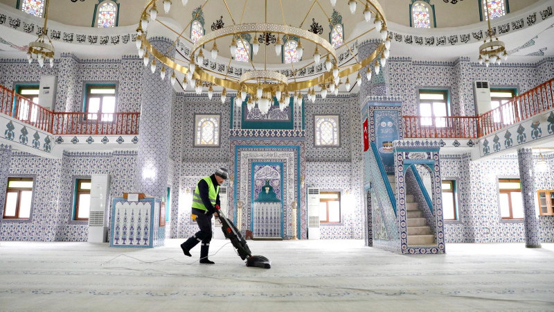 DİDİM’DE RAMAZAN HAZIRLIĞI: CAMİLERDE TEMİZLİK SEFERBERLİĞİ