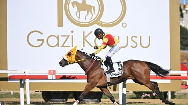 100. Gazi Koşusu'nda şampiyon 'Bay Nalçakan'  