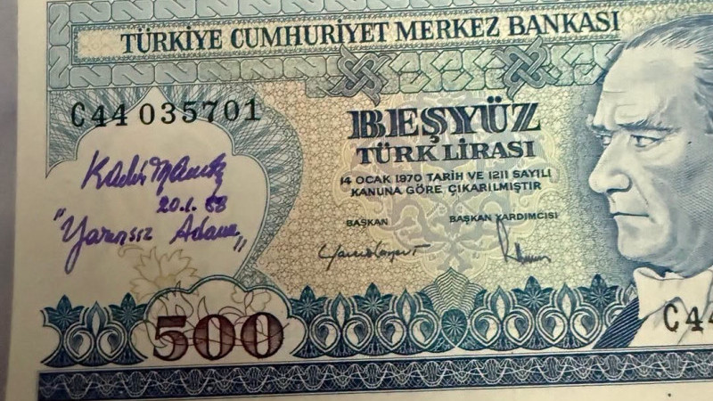 Kadir İnanır'ın Perihan Savaş'a imzaladığı 500 lira bugün ne kadar?