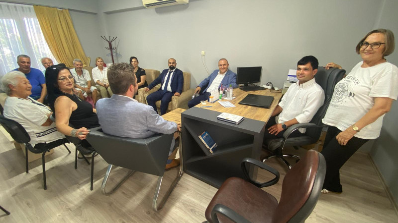 İyi Parti Heyeti esnafı dolaştı ADD'yi ziyaret etti