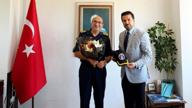 Emrah Irsık'tan, Dz. Kd. Alb. Erkut Arslan'a veda ziyareti