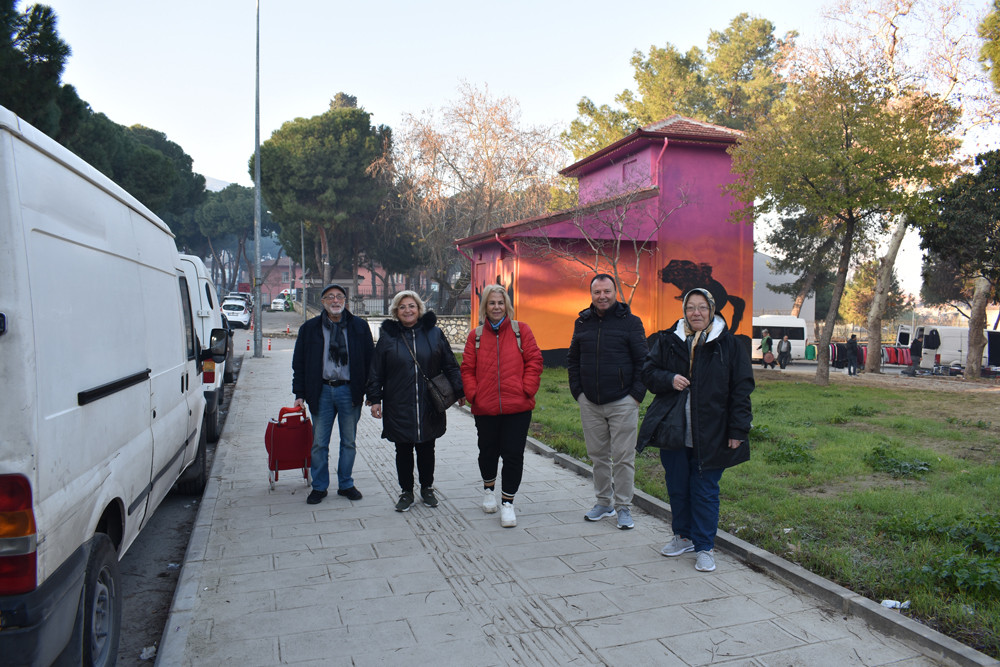 Tire Pazarı (Fotoğraflar: Mehmet Sarışın)