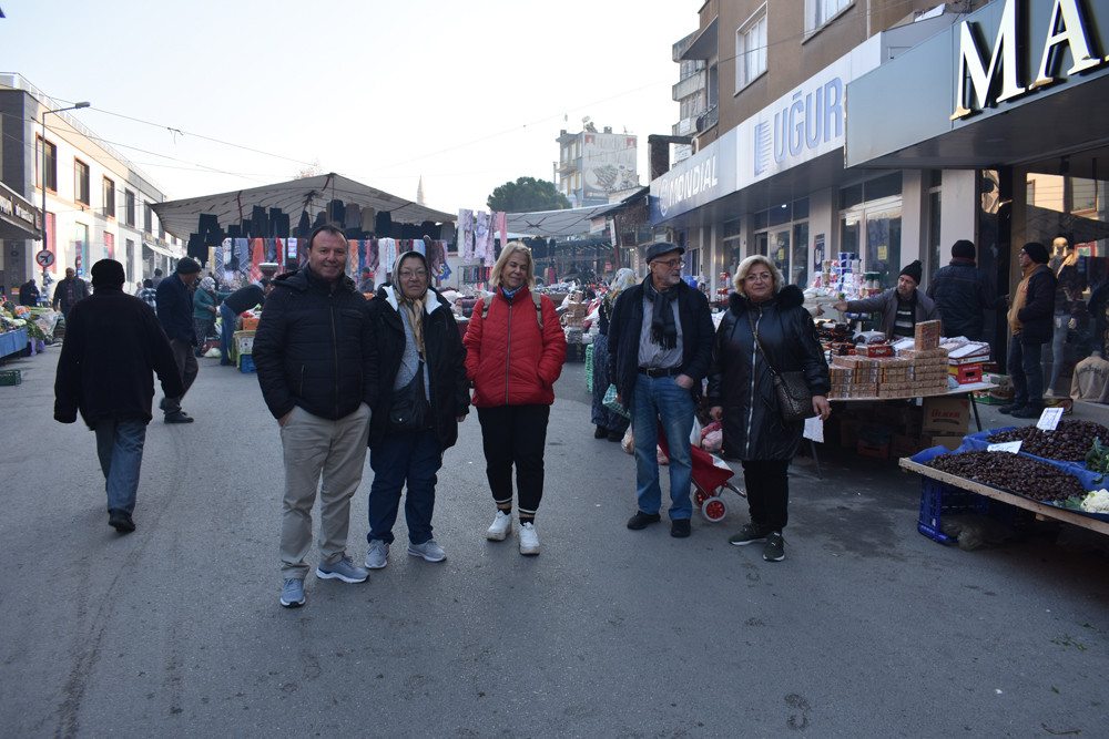 Tire Pazarı (Fotoğraflar: Mehmet Sarışın)
