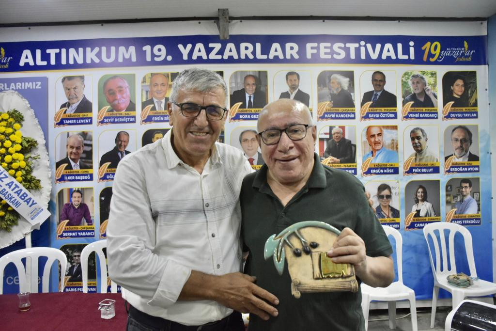 19. Altınkum Yazarlar Festivali usta kalemleri okurlarıyla buluşturdu.